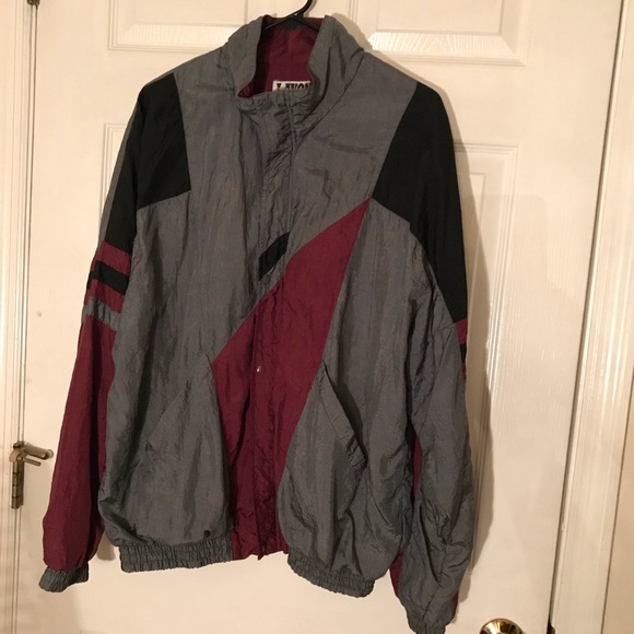 Vintage Windbreaker - Picture 6 of 6